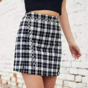 NWOT Brandy Melville Black and White Cara Skirt